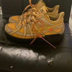 Off White