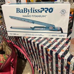 BabylissPro  Flat Iron 1 3/4  450 F