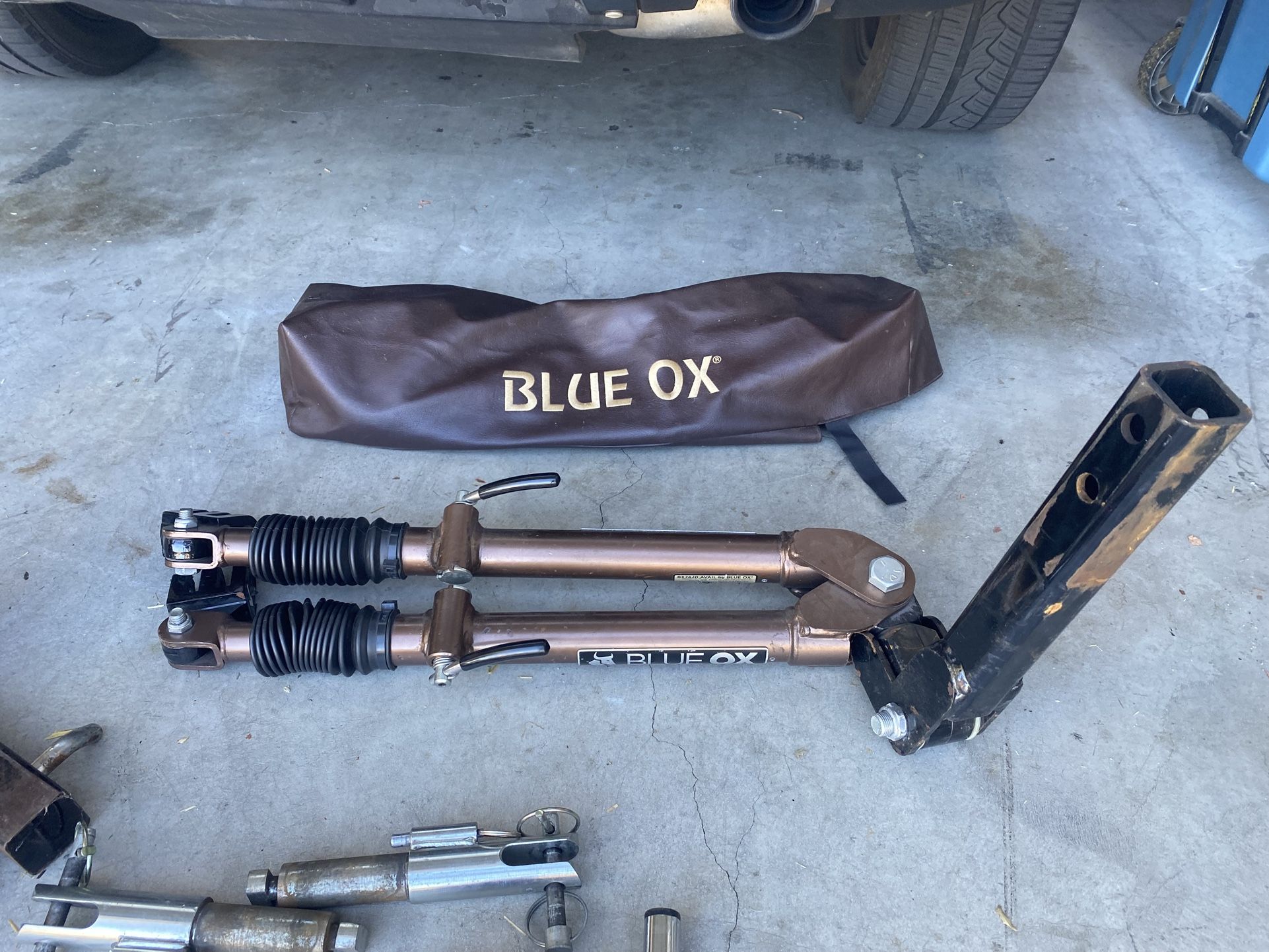 Blue Ox Avail BX7420 Tow Bar Setup – Excellent Condition
