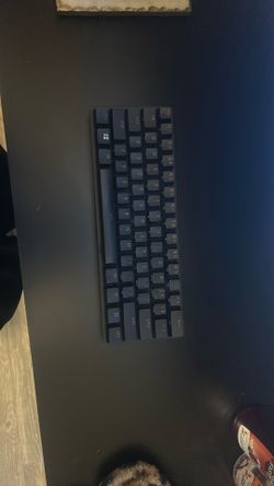 razer huntsman mini (red keys) (needs usb-c cable)