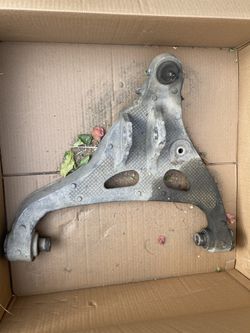 Lower Control Arm Passenger 2005 Ford F-150