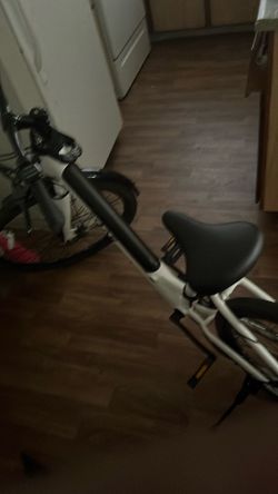 And electric soar bike