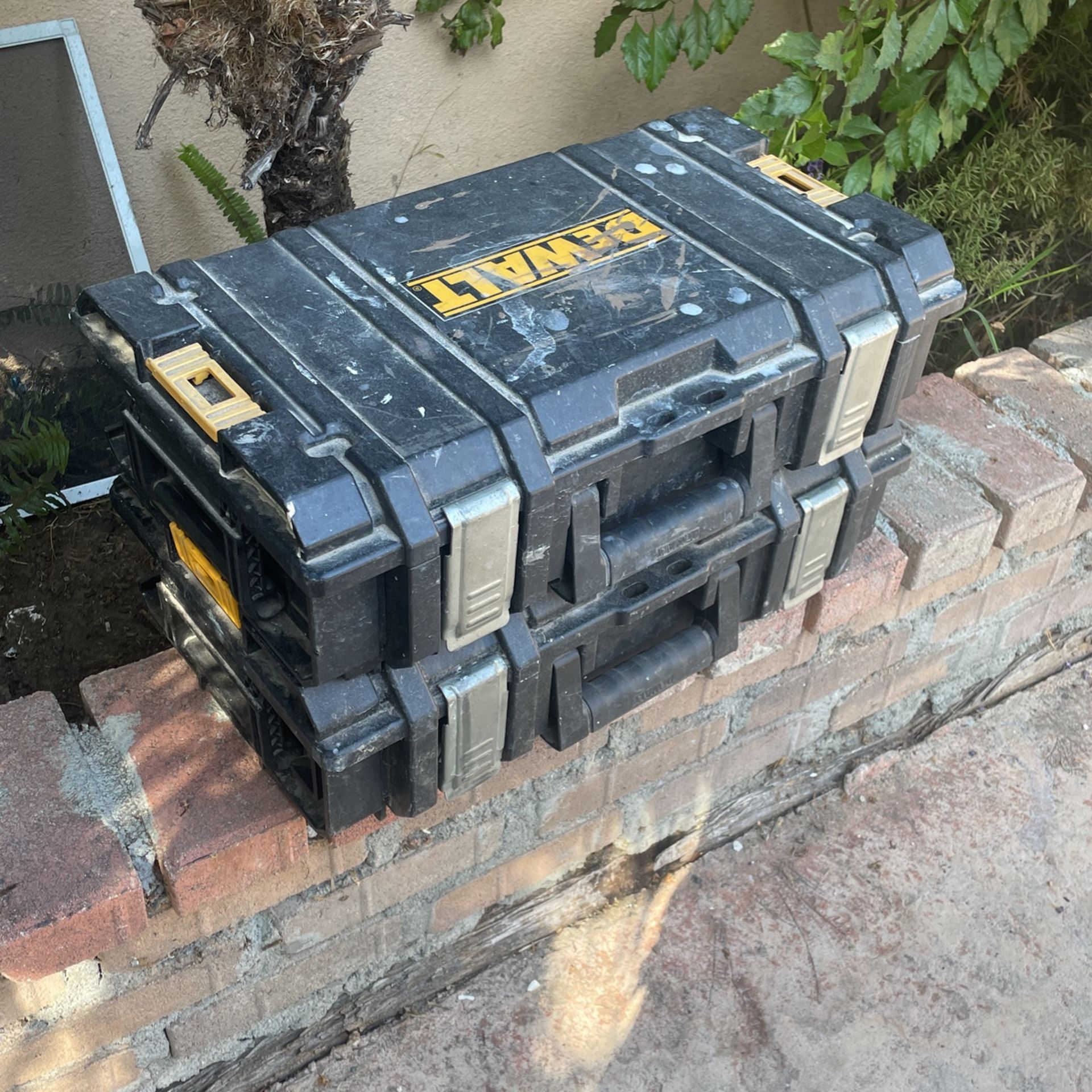 Dewalt Tool Box