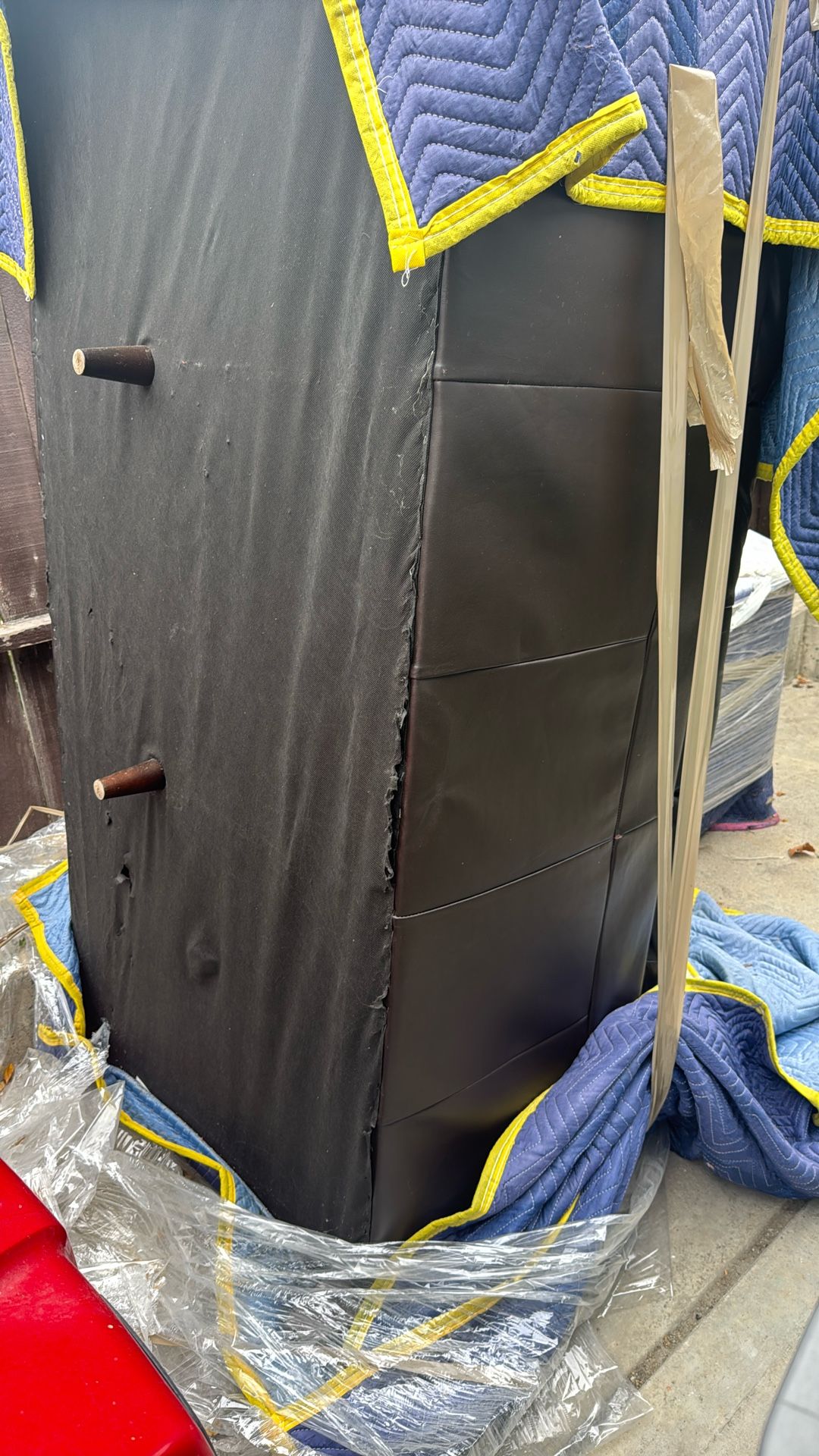 Free Sofa