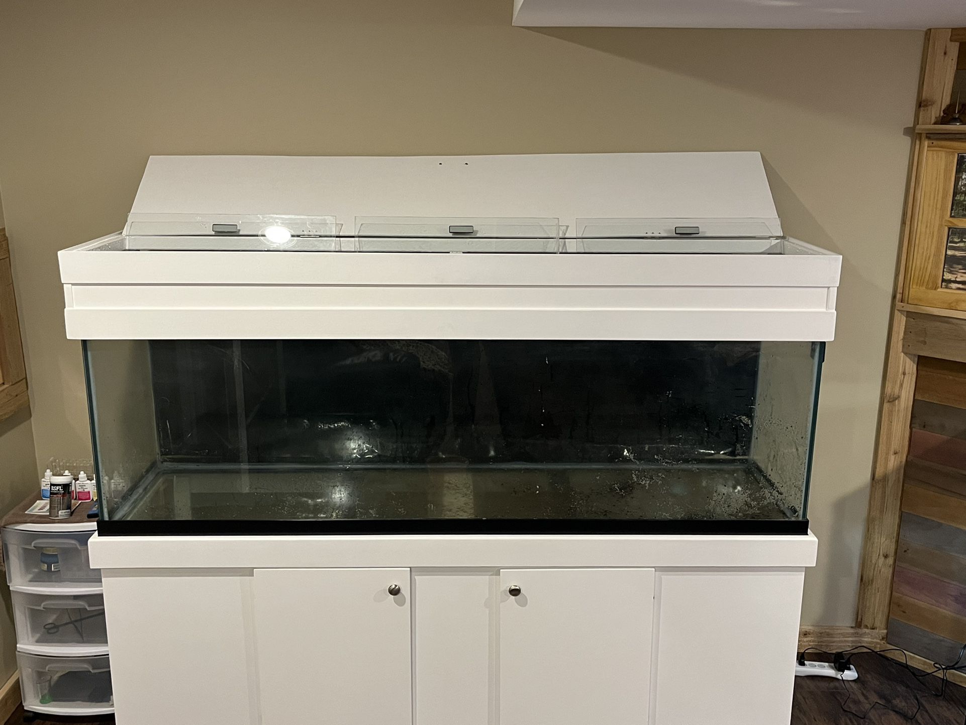 125 Gallon Aquarium With Stand And Canopy