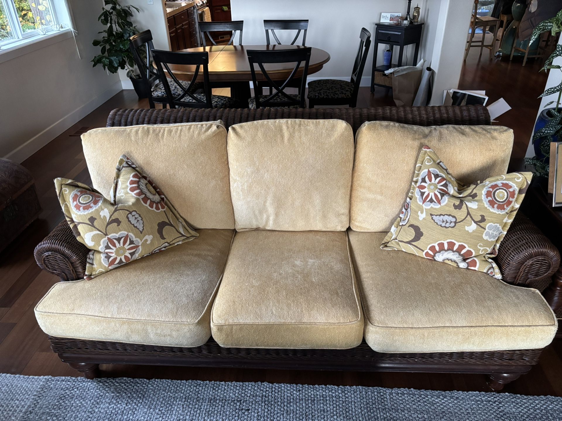 Rattan Sofa  Great Condition