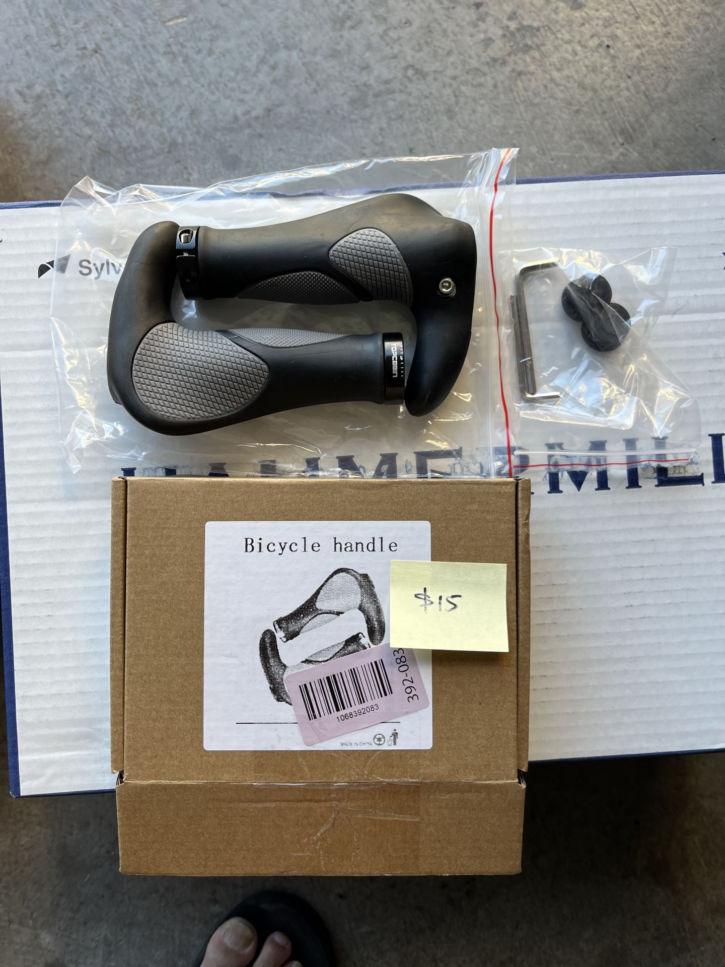 New bicycle ergo handle grips