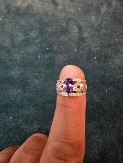 18k white gold Tanzanite ring