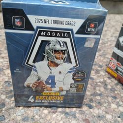 2025 Pannini Mosaic Football Cards