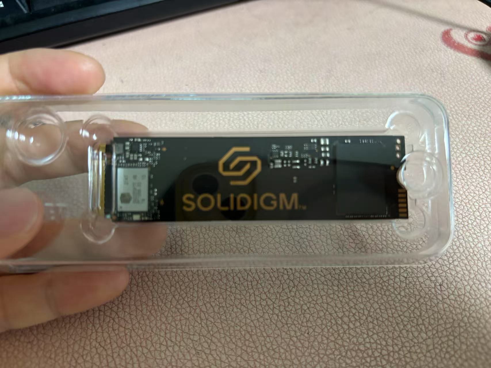 Solidigm ssd 512gb nvme Pcle4.0