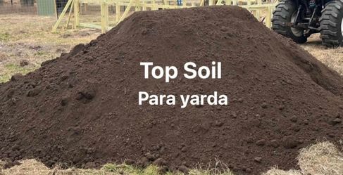 Viajes de tierra limpia para nivelar emparejar también tierra para yarda