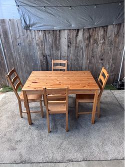 Dining Table With 4 Chairs