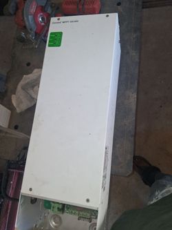 MPPT  SCHNEIDER  USED