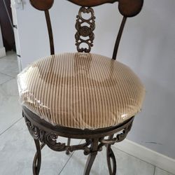 Bar Height Bar Stools 