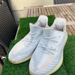Yeezy 350 Cloud White 