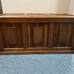 Vintage Antique Storage Chest Blanket Box 