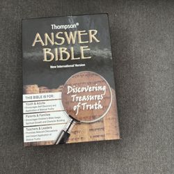 Brand New In Box Thompson Answer Bible NIV Imitation Leather Brown Lizardskin
