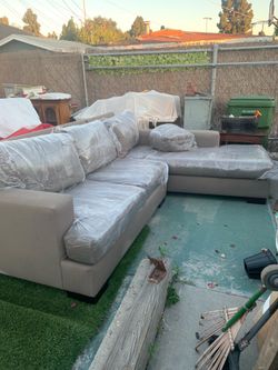 Custom Couch Great Deal!!