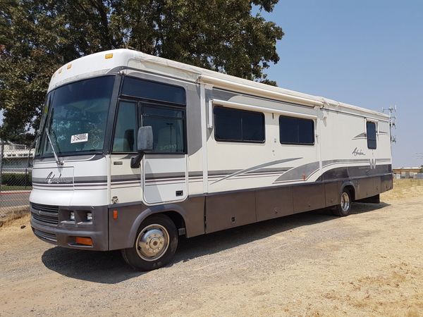 rv2001w
