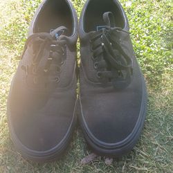 Blackout vans