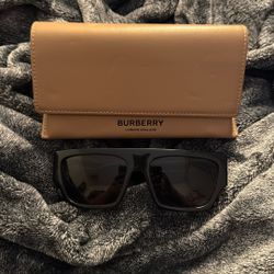 Burberry Sunglasses 