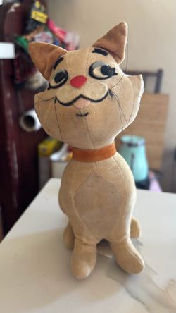 Vintage Cat Walt Disney Production Gunderful Aristocat Duchess