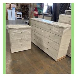 8 drawers dresser and nightstand / Eight drawers dresser and nightstand