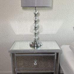 Mirrored Nightstands with Lamps 