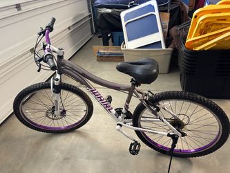 Women’s mountain bike