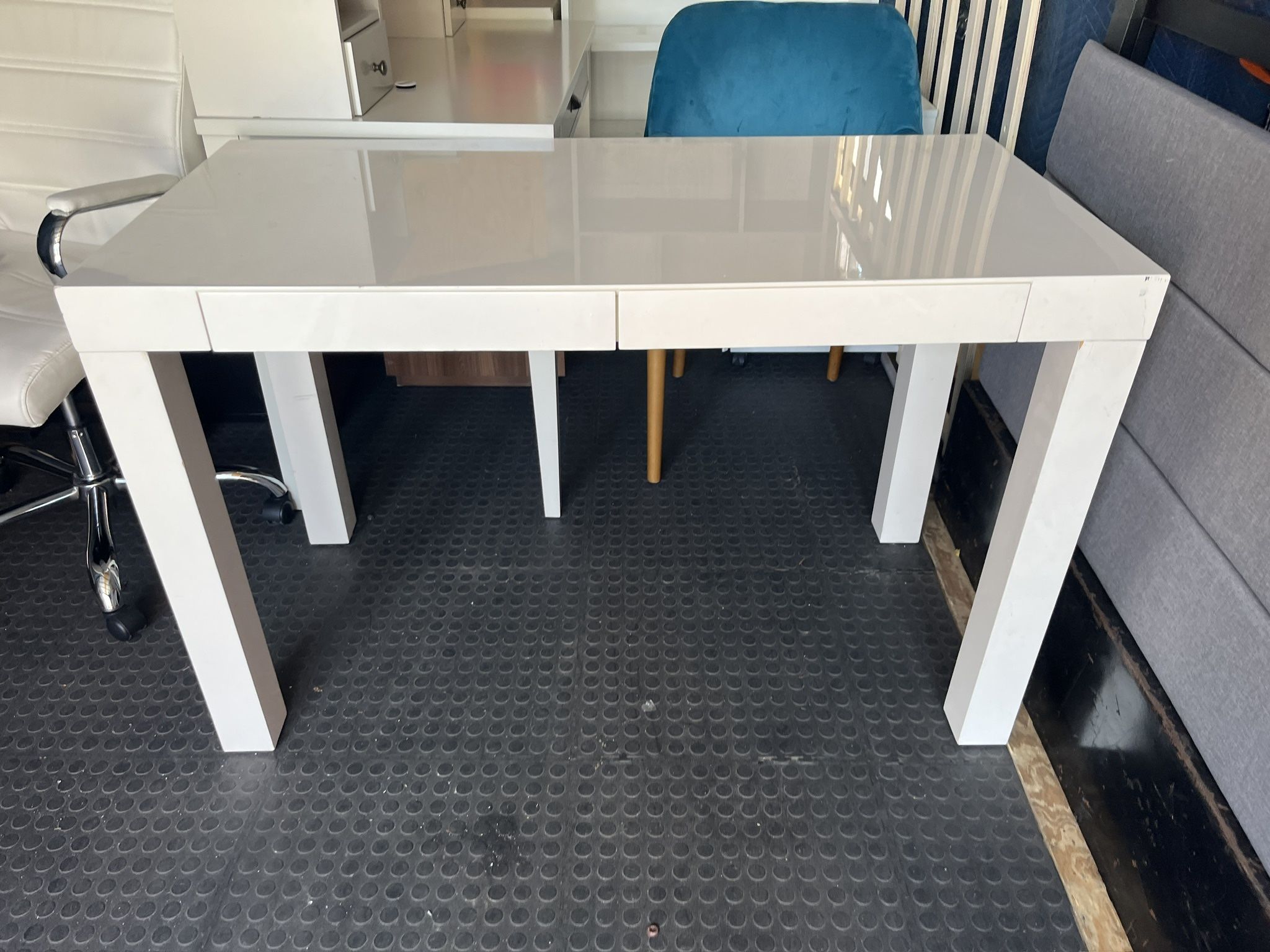 White Table With 2 Drawers