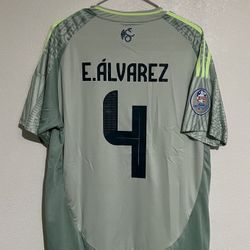 Mexico 24/25 E. Alvarez #4 Home Copa América Jersey Size Large