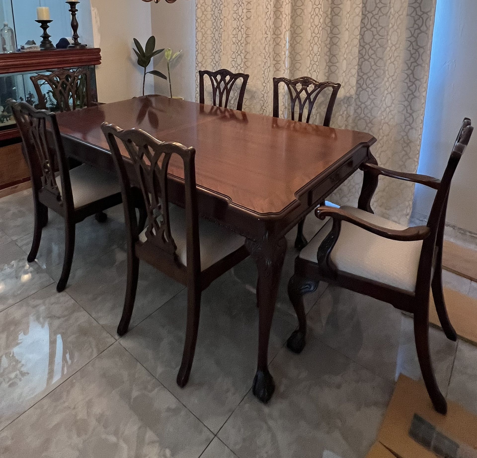 Antique Drexel Formal Dining Table and 6 Chairs