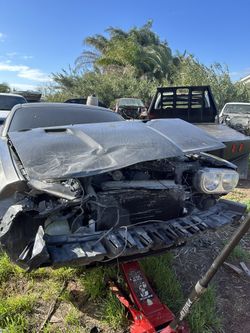 2010 Dodge Challenger Parts