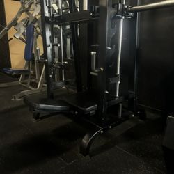 Vertical Leg Press 