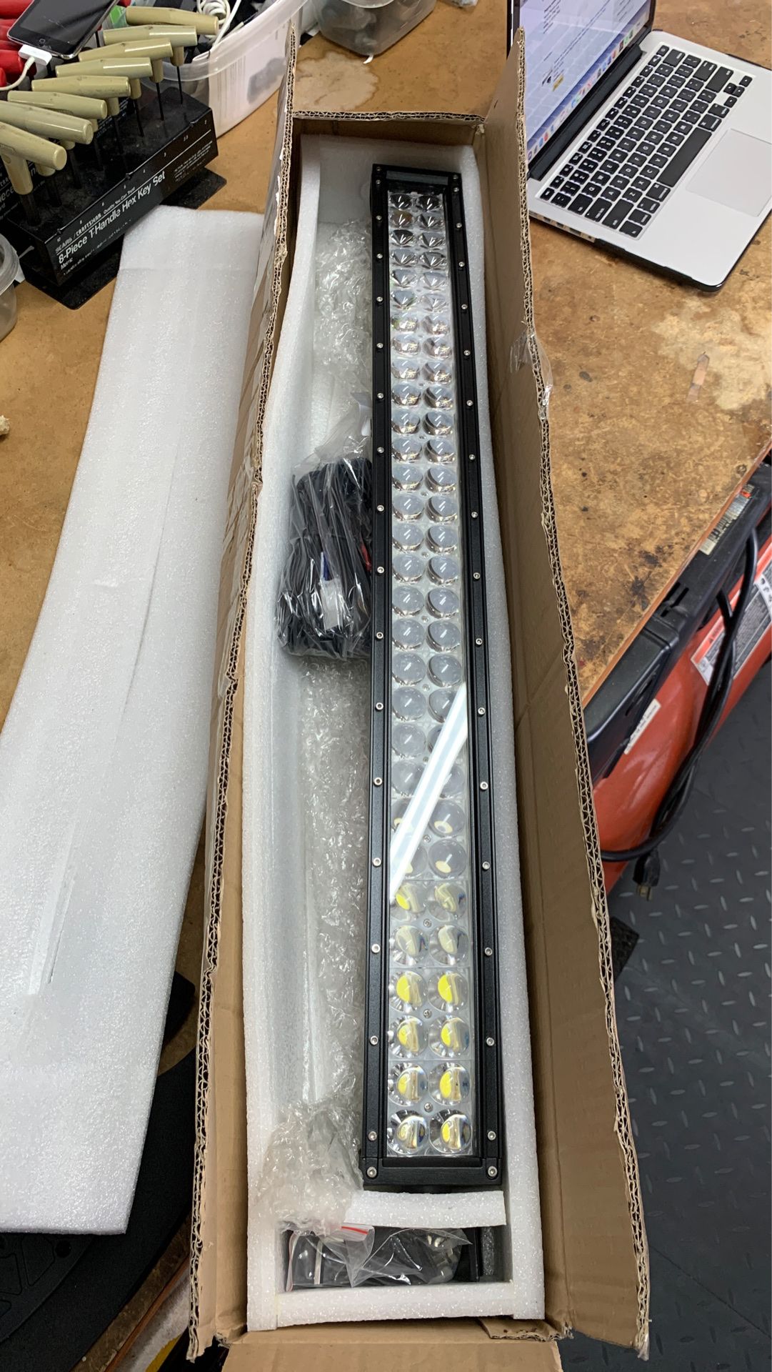 32 inch light bar