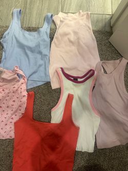 Women’s tee lot