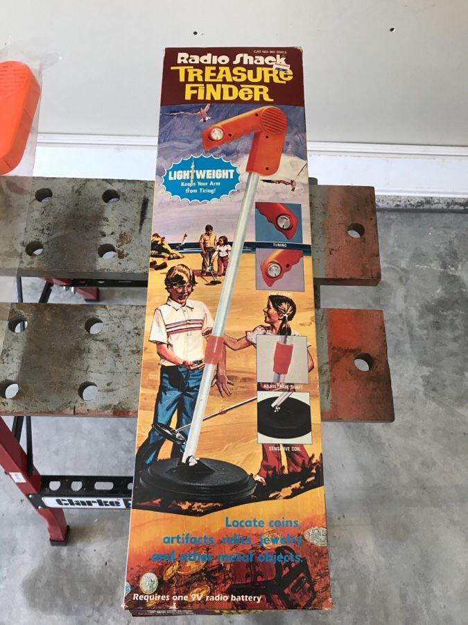 Vintage Radio Shack Treasure Finder!
