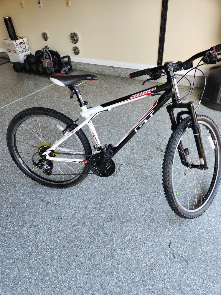 GT Aggressor Mountain Bike
