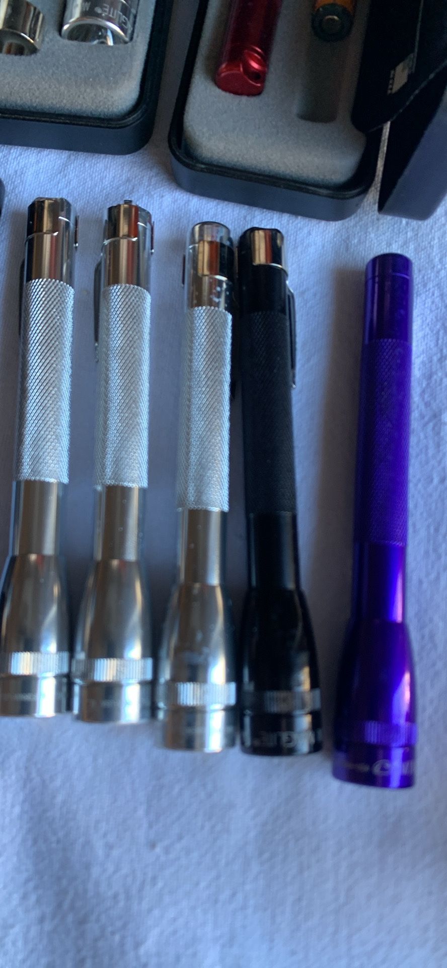 Assorted mini Maglite flashlights for sale plus stream light Batteries not included Get them all for $170.00 or your best offer Pick up in Powder S
