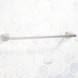 Signature Hardware 446946 Vilamonte 24" Towel Bar - Chrome