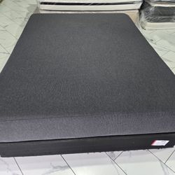 Queen Sizes Mattress And Box Spring 