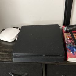 PS4 Slim