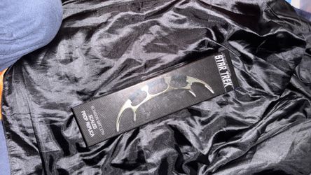 Star Trek Factory Entertainment Scaled Metal Prop Replicas