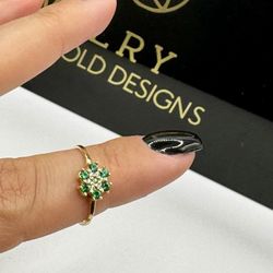 18K gold Ring Size 5 1/2