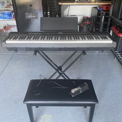 Like New Keyboard, Stand and Bench