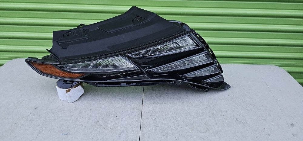 Hyundai Tucson Headlights