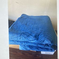 8 Pieces Moving Or Covering Blankets 