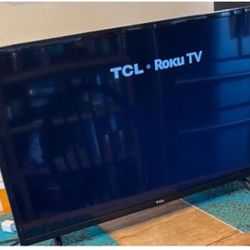 TCL 32" Class 720P HD LED Roku Smart TV