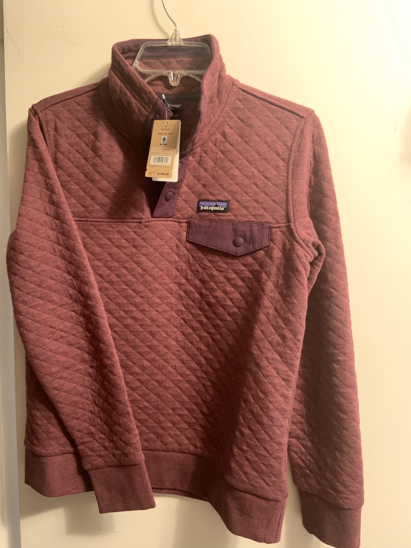 Patagonia womens quilted snap pullover