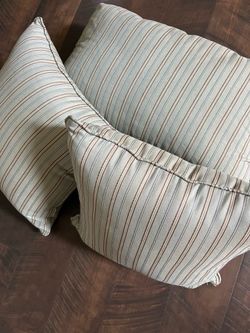 Custom-made Pillows
